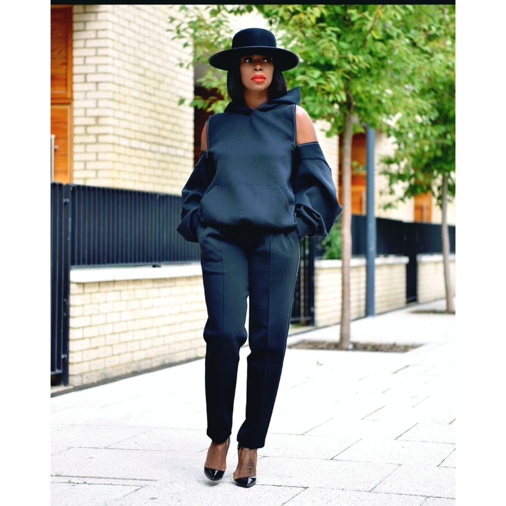 Zipper Cold shoulder hoodie